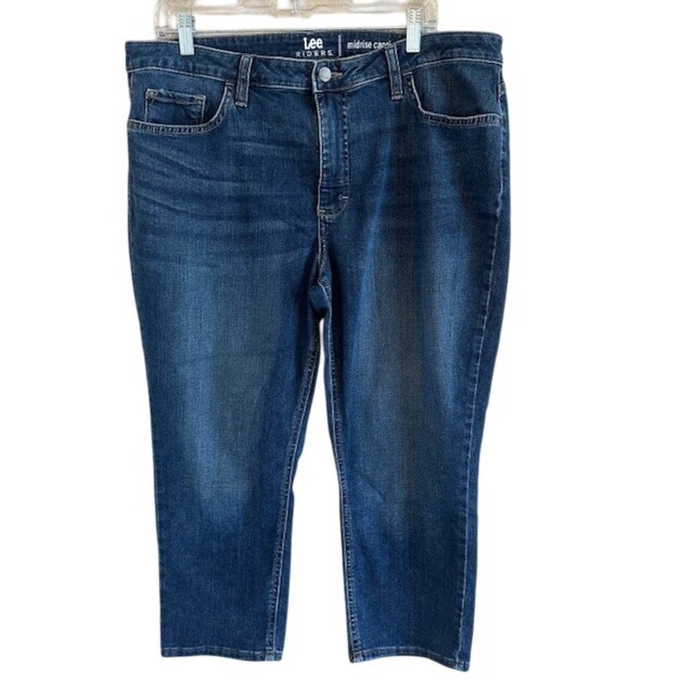 Lee Riders Women's‎ Midrise Capri Denim Jean Pants Stretch 18M